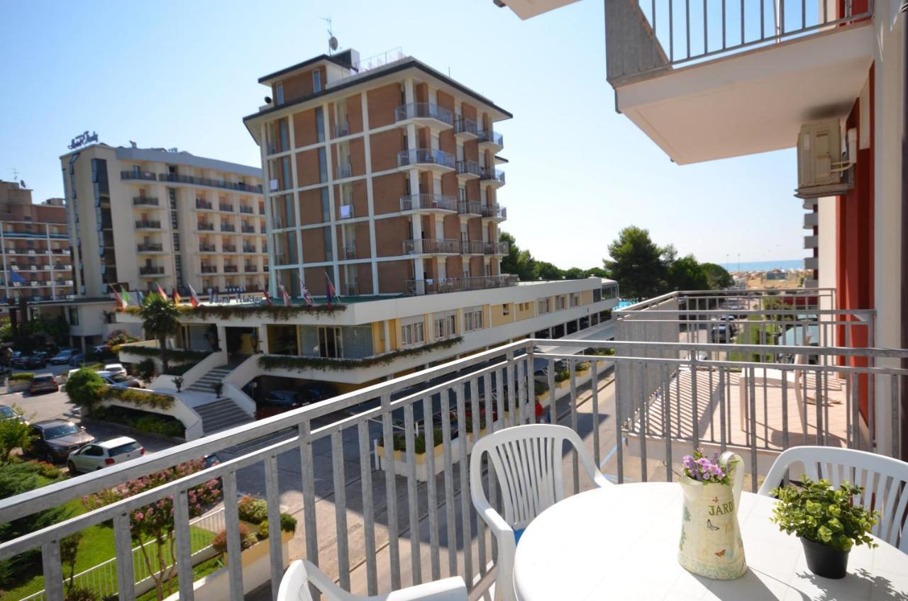 Smeralda Bibione Exterior foto